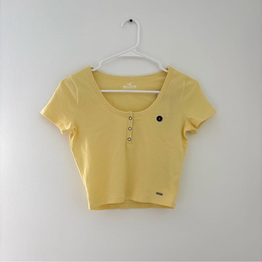 Hollister Crop Henley T-shirt Yellow Size S NWT